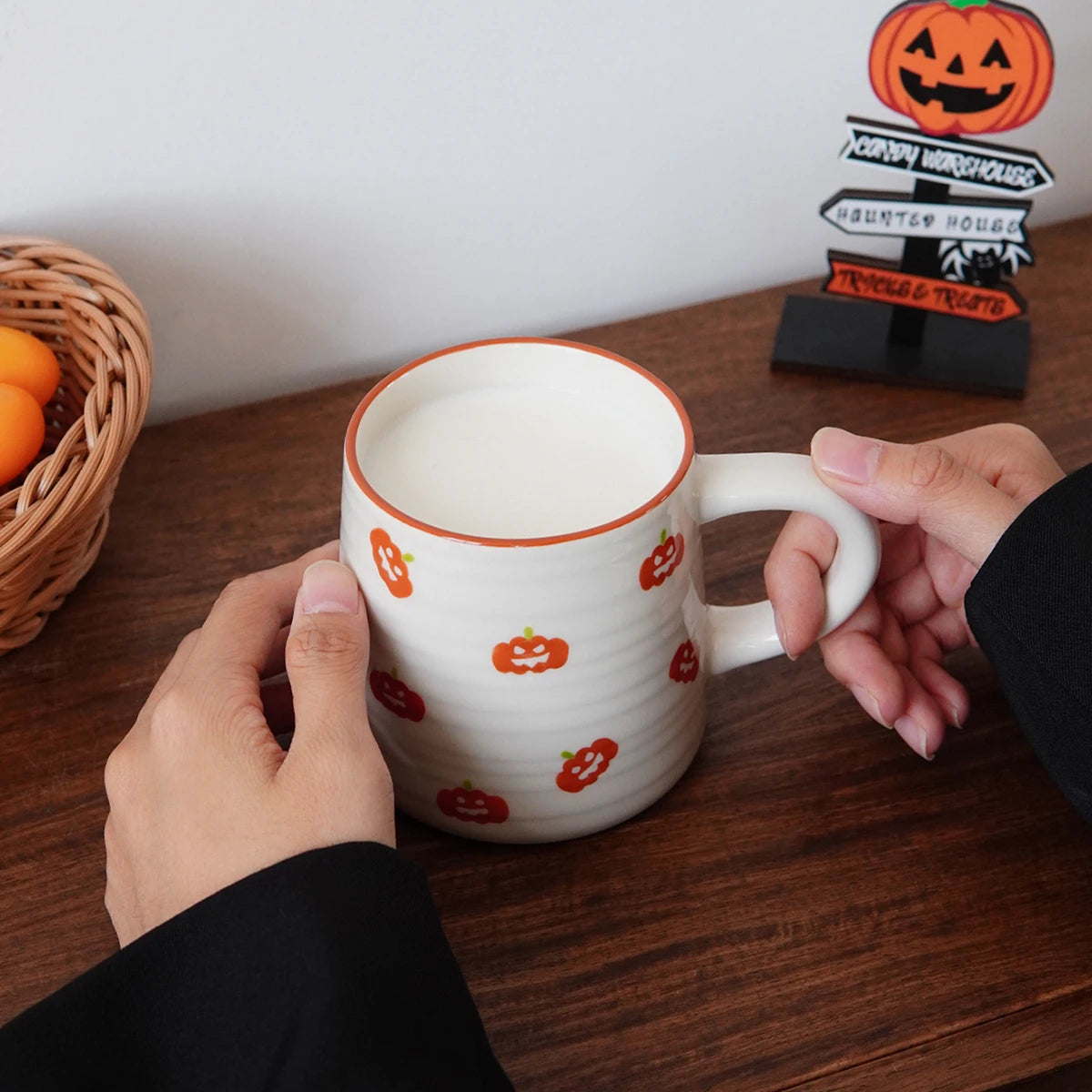 1Pc Halloween Ceramic Mug, Circle-Patterned Coffee Cup, Exquisite Pumpkin and Bat Design, Small Capacity Espresso Cup, Suitable for Home Decor, Halloween Party Cold Drink Cup, Breakfast Yogurt Oatmeal Cup, Afternoon Tea Cup, Gift Item